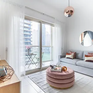 https://frank-porter-marina-view-tower.dubaihotelsoffers.com