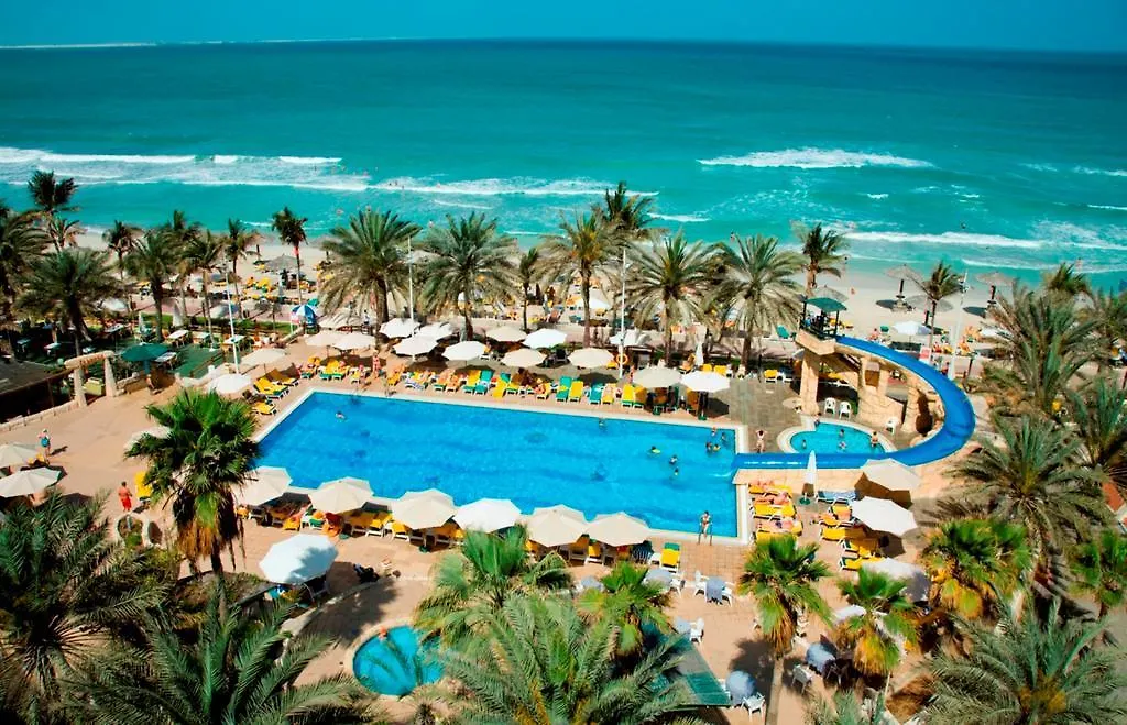 Occidental Sharjah Grand Hotel 4*,