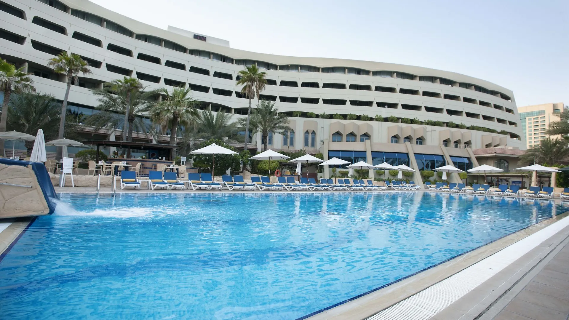 Hotel Occidental Sharjah Grand